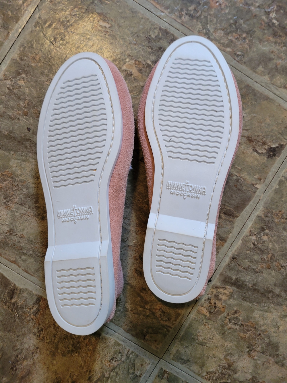 Minnetonka Pink Suede Beaded Moccasin Flats - Picture 3 of 4